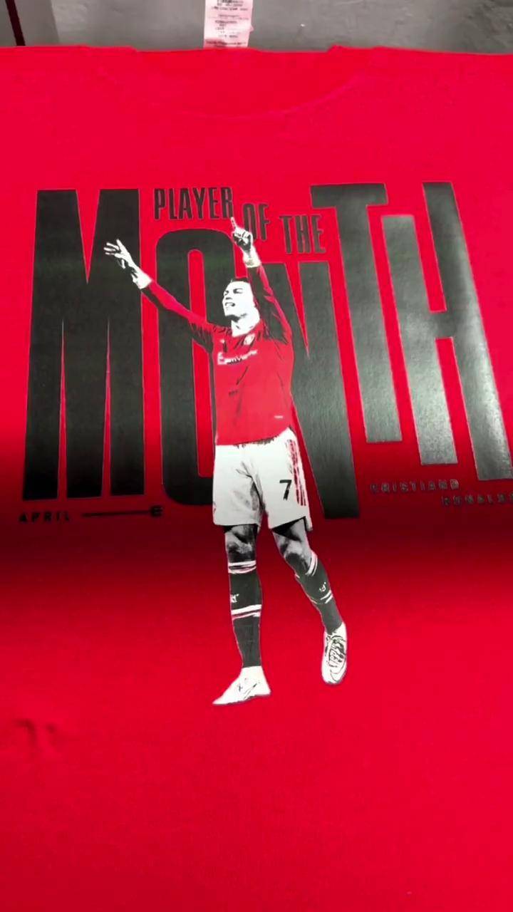 万博manbetx体育-曼联技术犯规送分，C罗主帅怒摔战术板！！